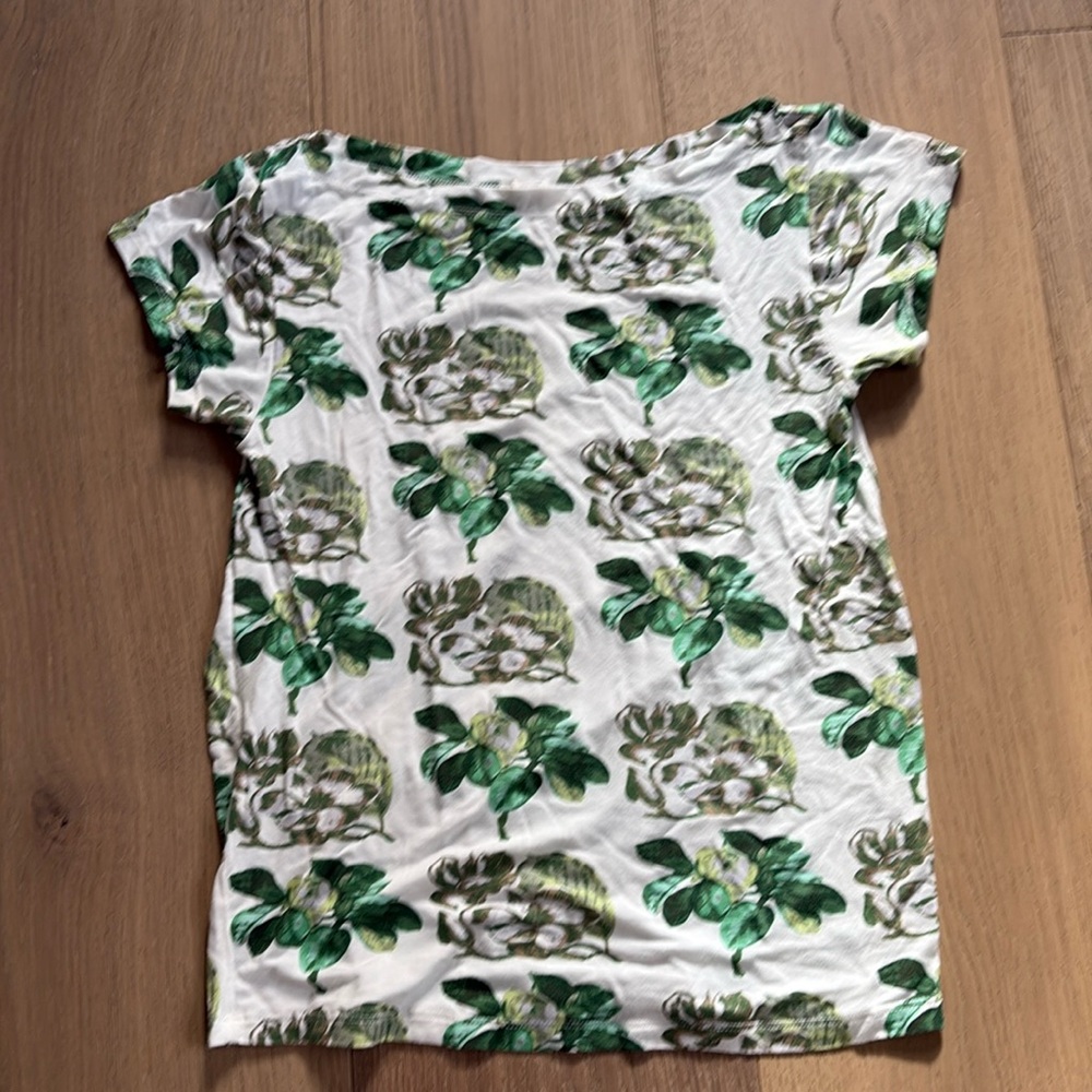Kate Quinn Green Floral Short Sleeve Tee